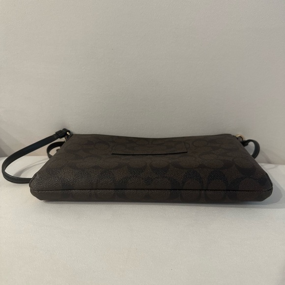 Coach Crossbody Bag - Picture 4 of 5